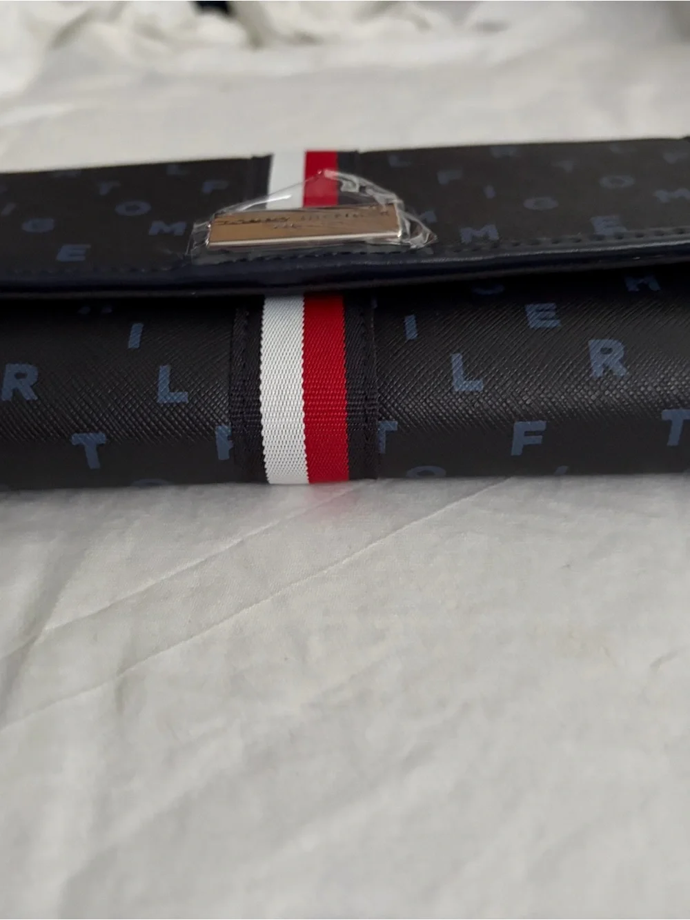 Tommy Hilfiger Navy Trifold Wallet Red-White Stripe NWT